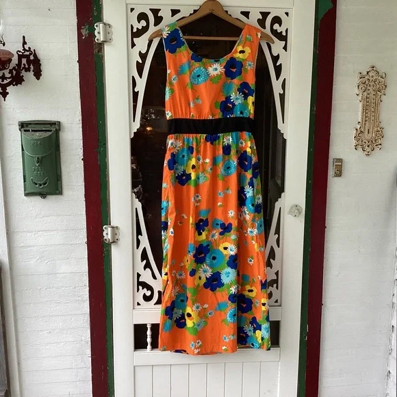 Vintage 2 button wrap robe by Robeville - Picture 2 of 9